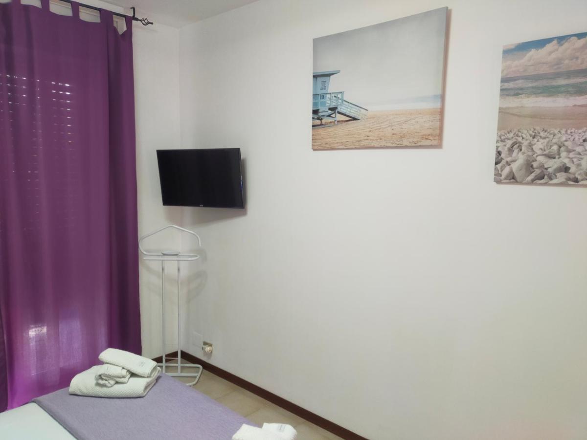 Appartamento Riviera Trilocale Wifi E Parcheggio Privato เวนติมิญา ภายนอก รูปภาพ