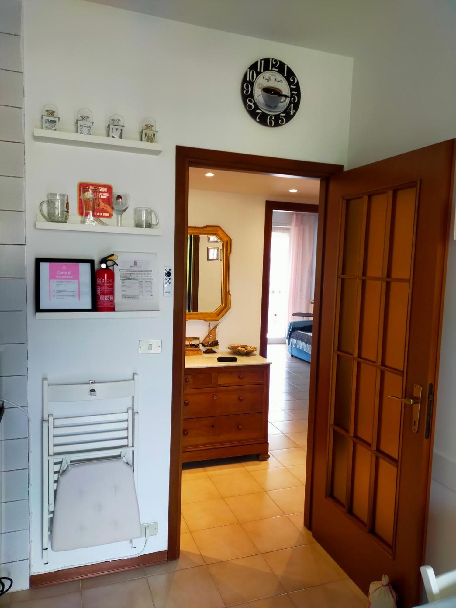 Appartamento Riviera Trilocale Wifi E Parcheggio Privato เวนติมิญา ภายนอก รูปภาพ